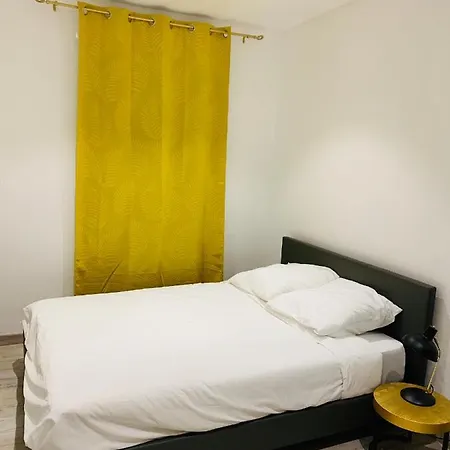 Charmant 2/3p Neuf Cosy St Florent 5min Du Centre *